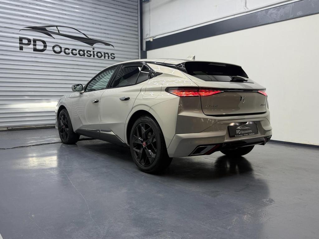 DS 4 1.6 Plug-In Hybrid 225PK Performance Line+ - Camera -HU, 15 km/l, Gebruikt, Zwart, 4 cilinders