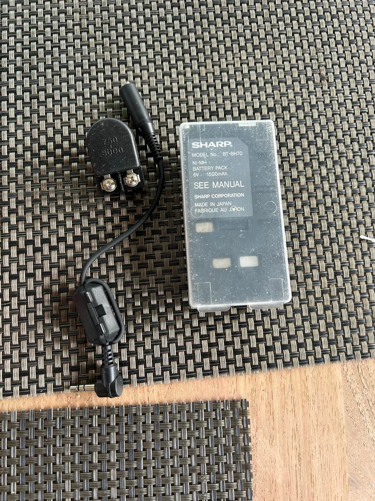 Sharp BT-BH70 Ni-MH batterijpakket met kabel, Ophalen of Verzenden, Gebruikt, Oplaadbaar