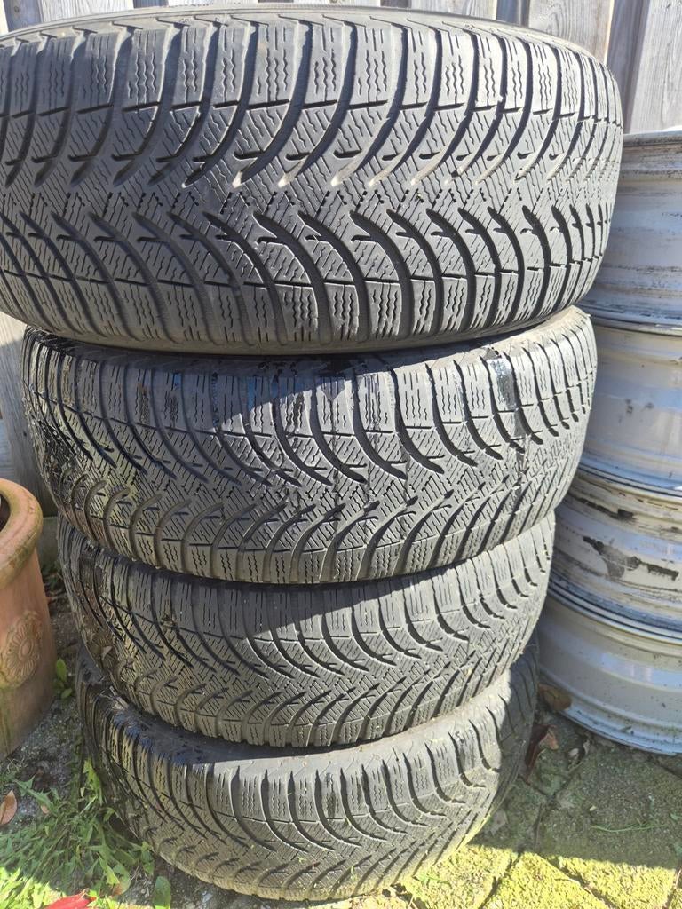 Michelin winterbanden 205/55/R16, Ophalen