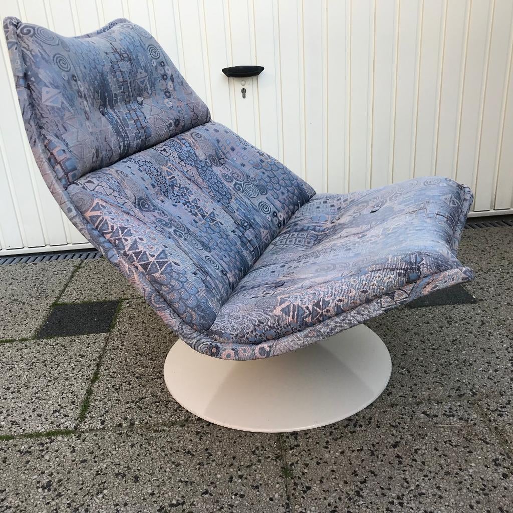 Artifort F511 511 dames fauteuil chair stoel vintage 1960, Huis en Inrichting, Fauteuils, Kunststof, Gebruikt, 75 tot 100 cm, Ophalen of Verzenden