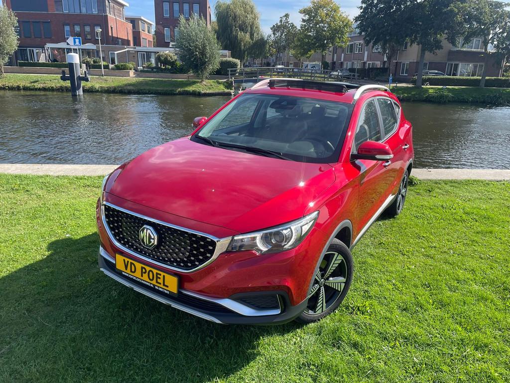 MG MG ZS EV Luxury 45 kWh NAVI PANORAMADAK CRUISE CLIMA LMV, Gebruikt, Zwart, ZS, 1507 kg