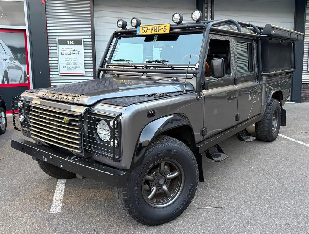Land Rover Defender 2.5 Td5 130" Crew Cab Youngtimer Airco S, Auto's, Land Rover, Bedrijf, Te koop, 4x4, Airconditioning, Bluetooth