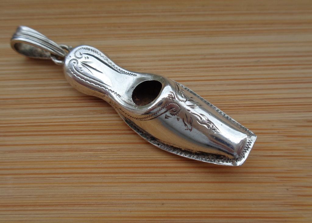 zilveren breipendop hanger muiltje met decoratie [157], Verzenden, Zo goed als nieuw, Zilver, Zilver