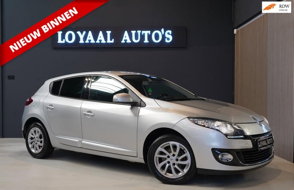 Renault Mégane 1.2 TCe Authentique | NAVI | CRUISE | AIRCO, Voorwielaandrijving, Euro 5, Stof, Gebruikt