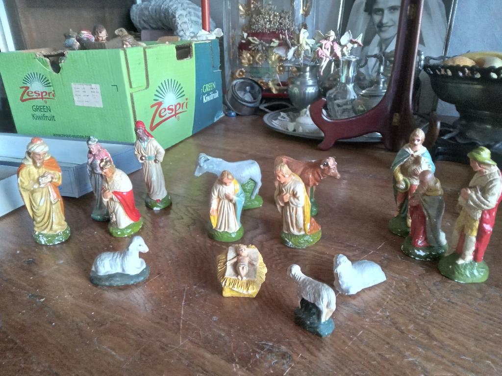 kerst groep gemerkt HOLLAND van gips 15 delig, Ophalen of Verzenden, Gebruikt