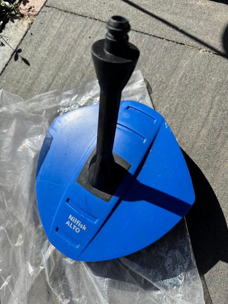 Nilfisk terrasreiniger + wasborstel, Ophalen, Gebruikt, Elektrisch