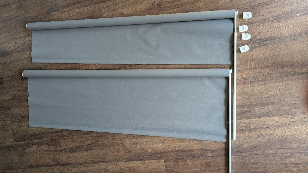 2 Verduisterende rolgordijnen IKEA FRIDANS, Huis en Inrichting, Stoffering | Gordijnen en Lamellen, Ophalen, 150 tot 200 cm, Zo goed als nieuw