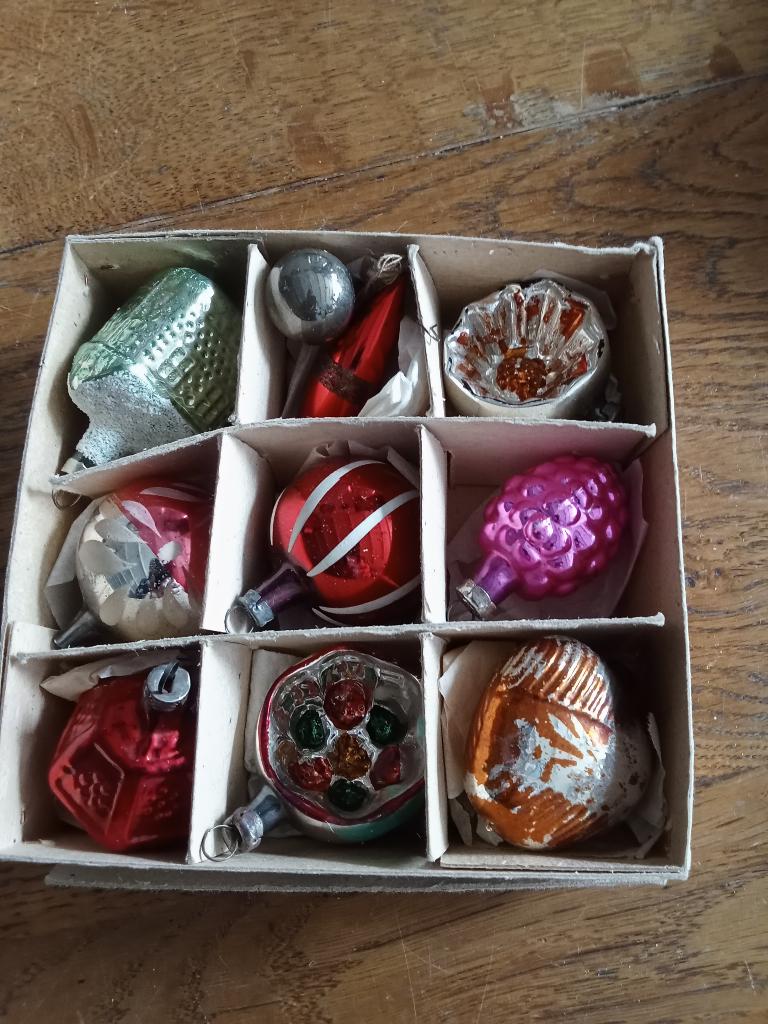 doos nr 27 antieke-oude kerstballen , alles glas (FEATHERTRE, Diversen, Ophalen of Verzenden, Gebruikt