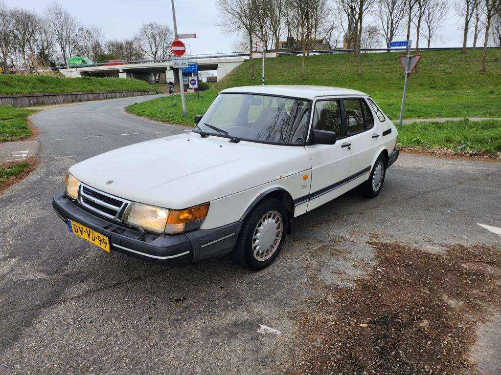 Saab 900 2.0 I 16 HB U9 1992 Wit, Voorwielaandrijving, 4 cilinders, Wit, Origineel Nederlands