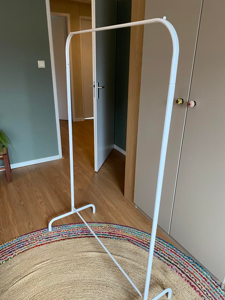 Ikea kledingrek, Ophalen, Zo goed als nieuw