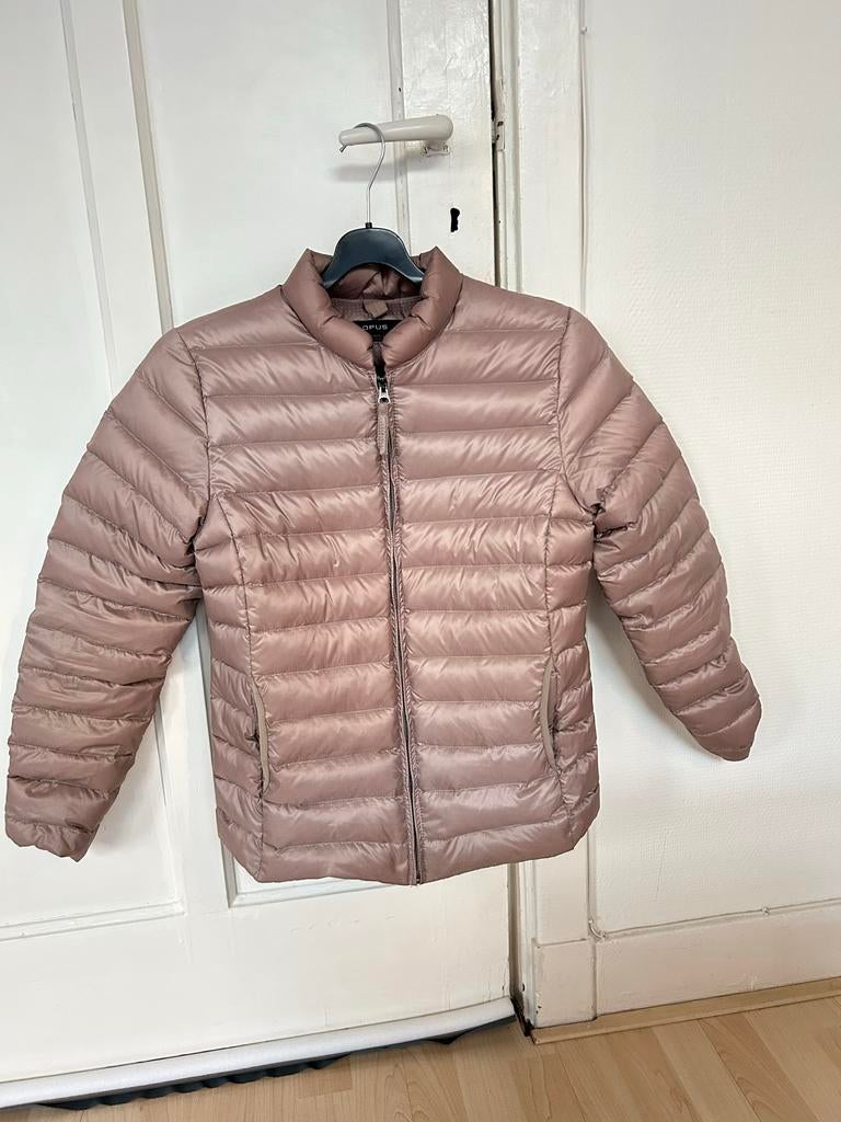 Opus donsjas. Zomerjas. Dons. Maat 36, Ophalen of Verzenden, Zo goed als nieuw, Maat 36 (S), Beige