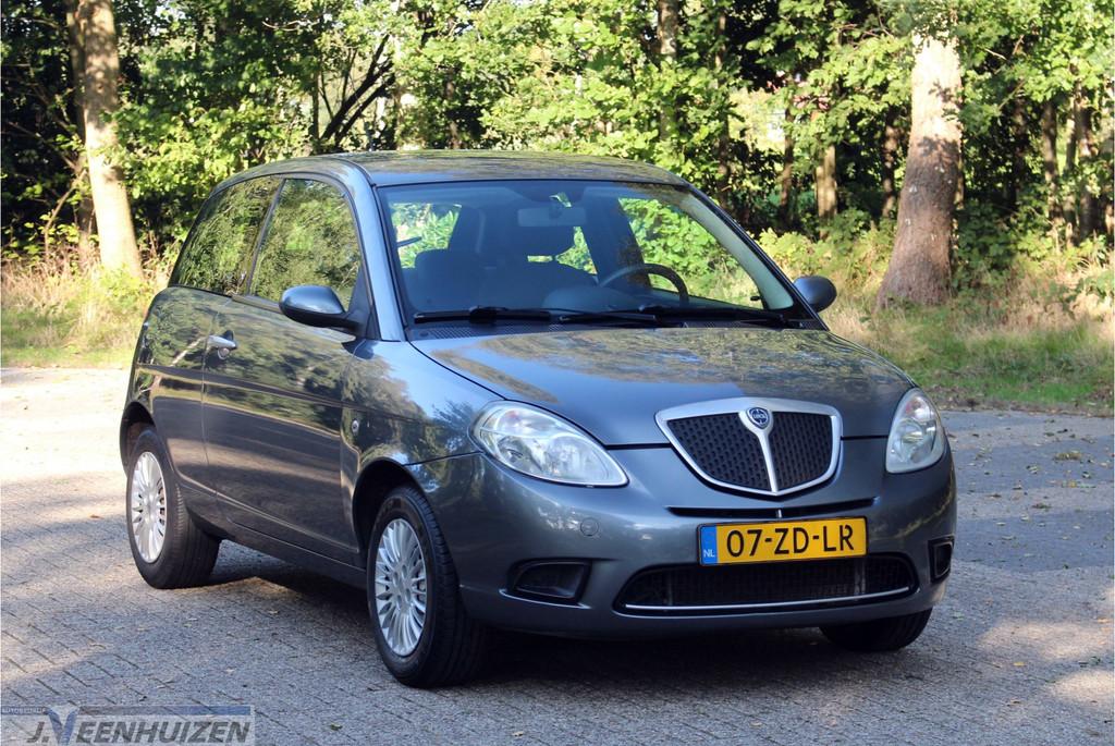 Lancia Ypsilon 1.2 Argento | 2007 | Airco | Nieuwe APK, Voorwielaandrijving, Stof, Gebruikt, Origineel Nederlands