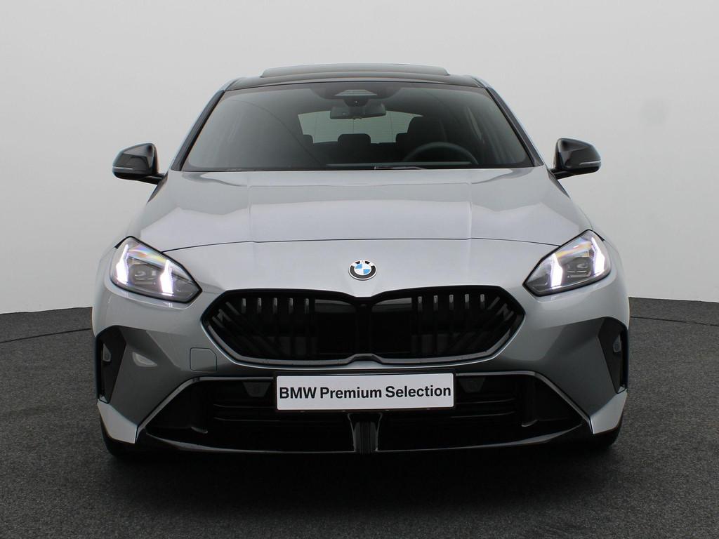 BMW 1 Serie 120 M Sportpakket Pro | Premium Pack | Stuurwiel, Stof, Met garantie (alle), Origineel Nederlands, Bedrijf