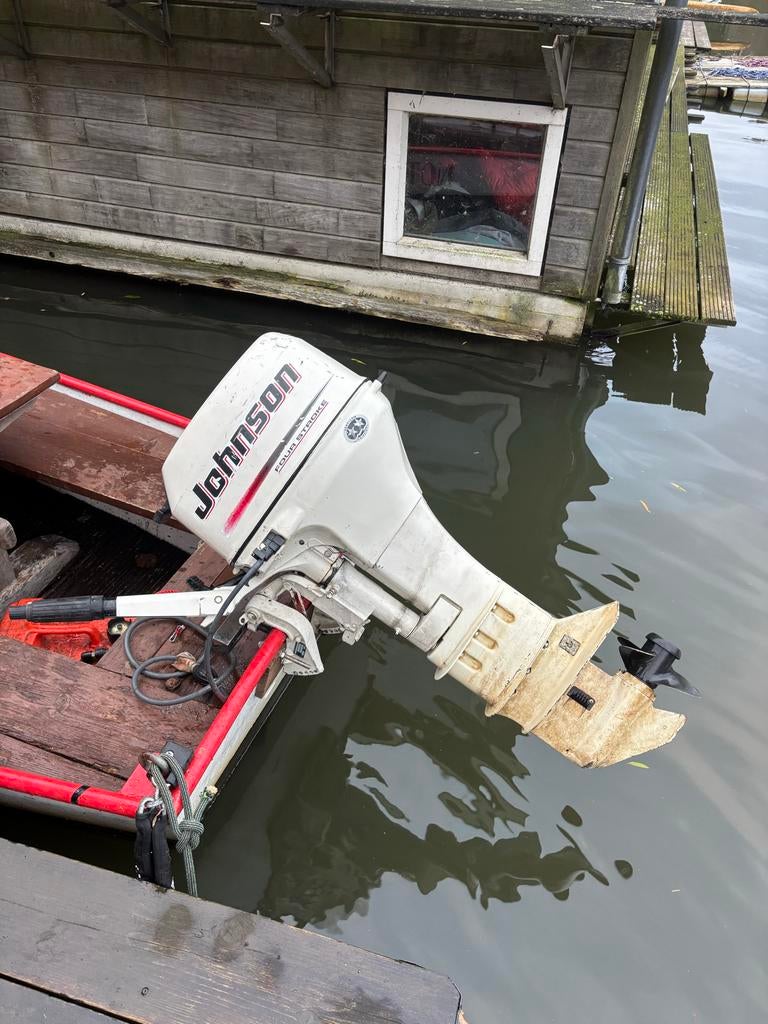 Johnson 8pk Buitenboordmotor, Ophalen of Verzenden, Zo goed als nieuw, Motor en Techniek, Zeilboot of Motorboot