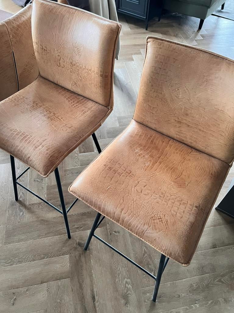 Two cognac leather bar chairs, Ophalen of Verzenden