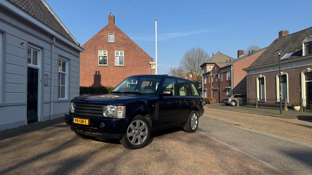 Range Rover L322 4.4 V8 CarPlay youngtimer, Auto's, Land Rover, Automaat, 2460 kg, Blauw, 4x4