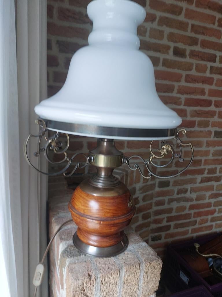 Olielamp op stroom, Ophalen