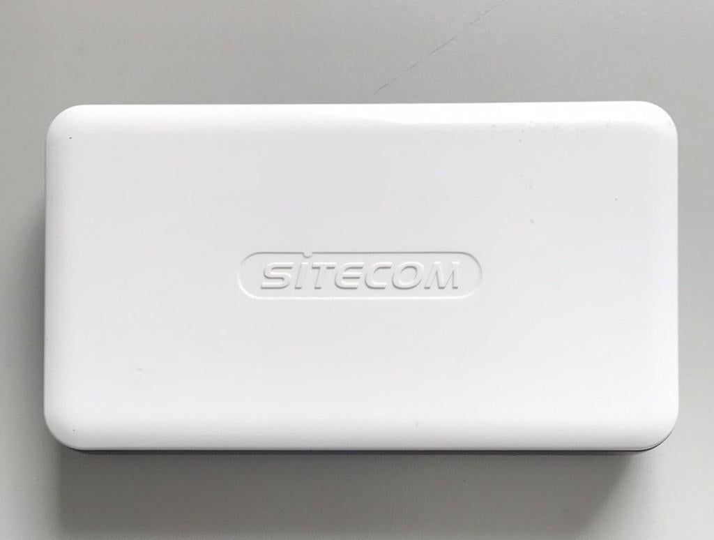 Netwerk hub Sitecom 8 poorts +, Computers en Software, Ophalen of Verzenden