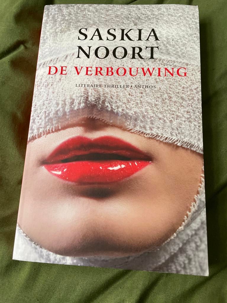 Saskia Noort - De Verbouwing, Ophalen of Verzenden, Gelezen, Nederland