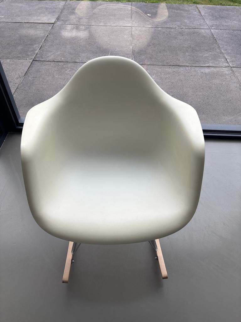 Vitra Eames RAR Schommelstoel - Wit, Kunststof, Gebruikt, Wit, Ophalen of Verzenden