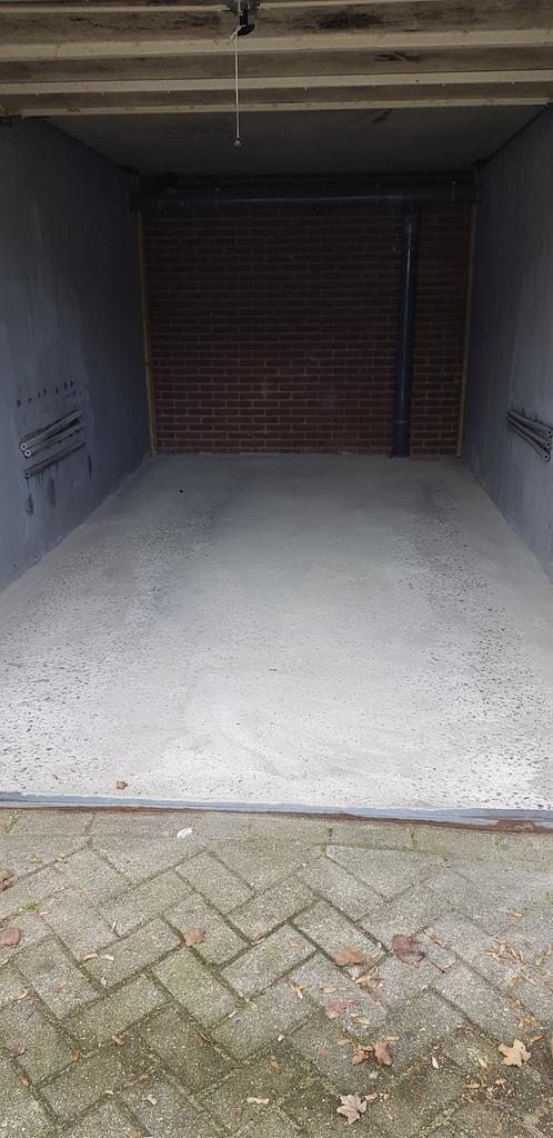 Te huur Opslagbox ( garagebox) Liztstr Gestel Eindhoven, Auto diversen, Autostallingen en Garages