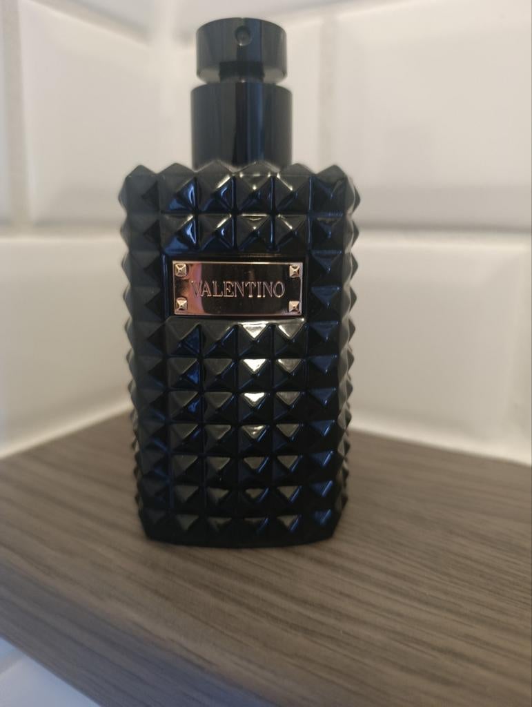 Valentino noir absolu oud essence, Ophalen of Verzenden, Nieuw