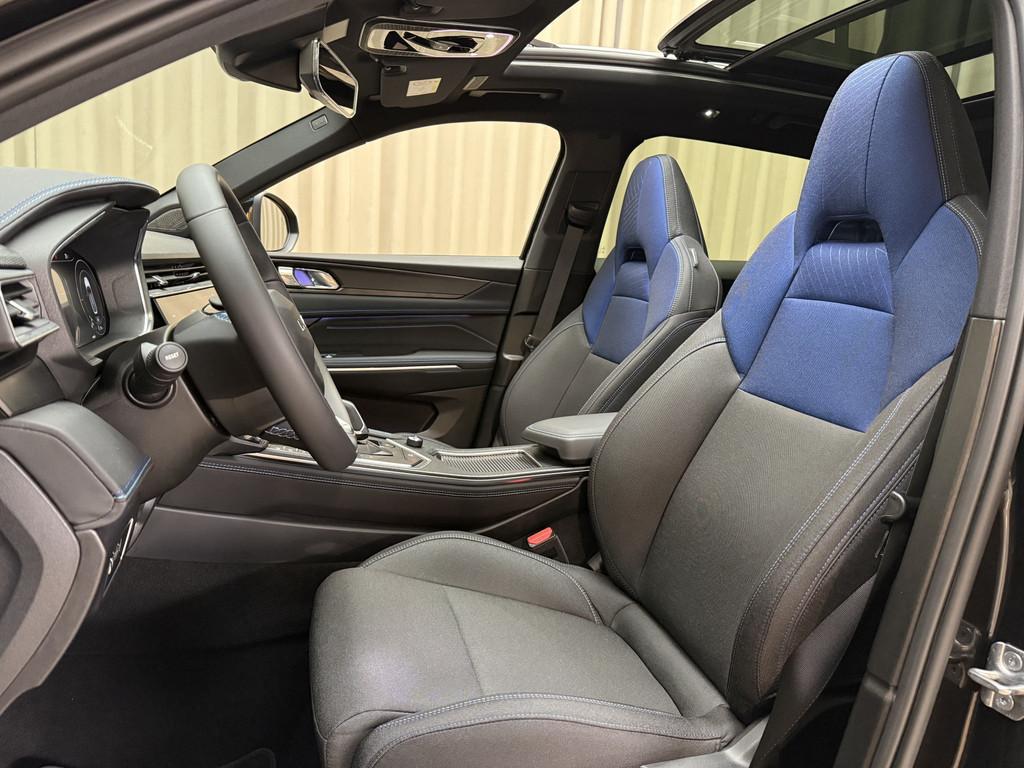 Lynk & Co 01 1.5 Hybride / Zwart / Infinity Sound / 360 Came, Stof, Euro 6, Zwart, Origineel Nederlands