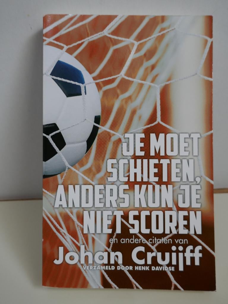 Johan Cruijff   5 maal  9euro, Boeken, Ophalen of Verzenden, Zo goed als nieuw, Balsport