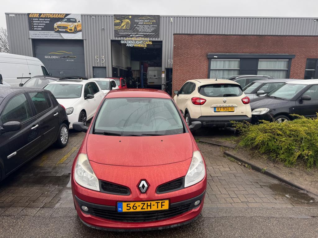 Renault Clio 1.2-16V Special Line Airco Nwe APK Lage Km Stan, Voorwielaandrijving, Gebruikt, 4 cilinders, 1055 kg