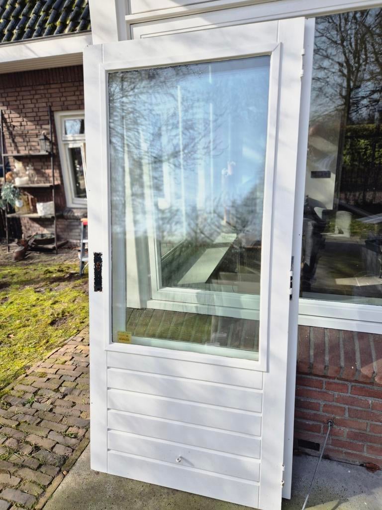 Twee merbau buitendeuren met isolatieglas, Doe-het-zelf en Verbouw, Ophalen, Hout, 75 tot 150 cm, Deurkozijn