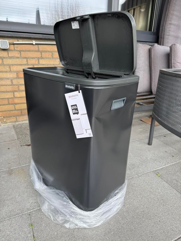 Brabantia BO TOUCH BIN HI 60L, Kunststof, 40 liter of meer, Ophalen of Verzenden, Zo goed als nieuw