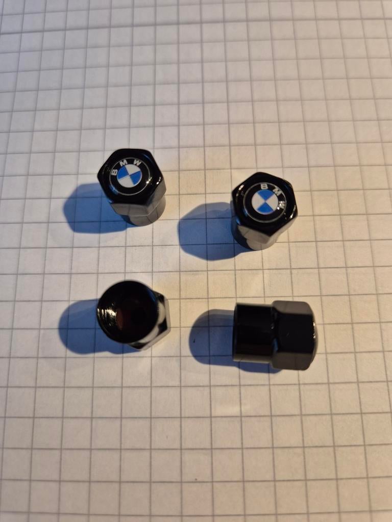 Ventieldopjes met logo, zwart of blauw, Ophalen of Verzenden, Nieuw