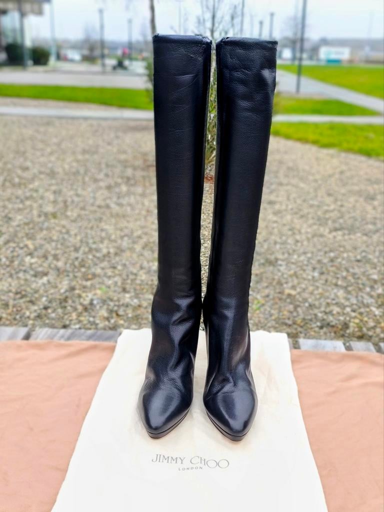 Jimmy Choo 'MAVIS 100'| 10cm Hoge Knielaarzen 40 Zwart Leder, Hoge laarzen, Verzenden, Zwart, Nieuw