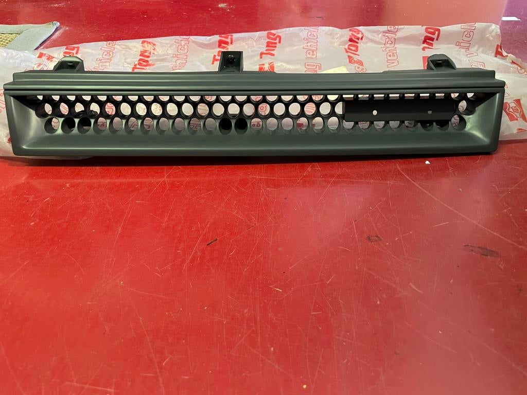 Nieuwe oldtimer grill Mazda 626 GLX mazda MX6, Ophalen of Verzenden, Nieuw