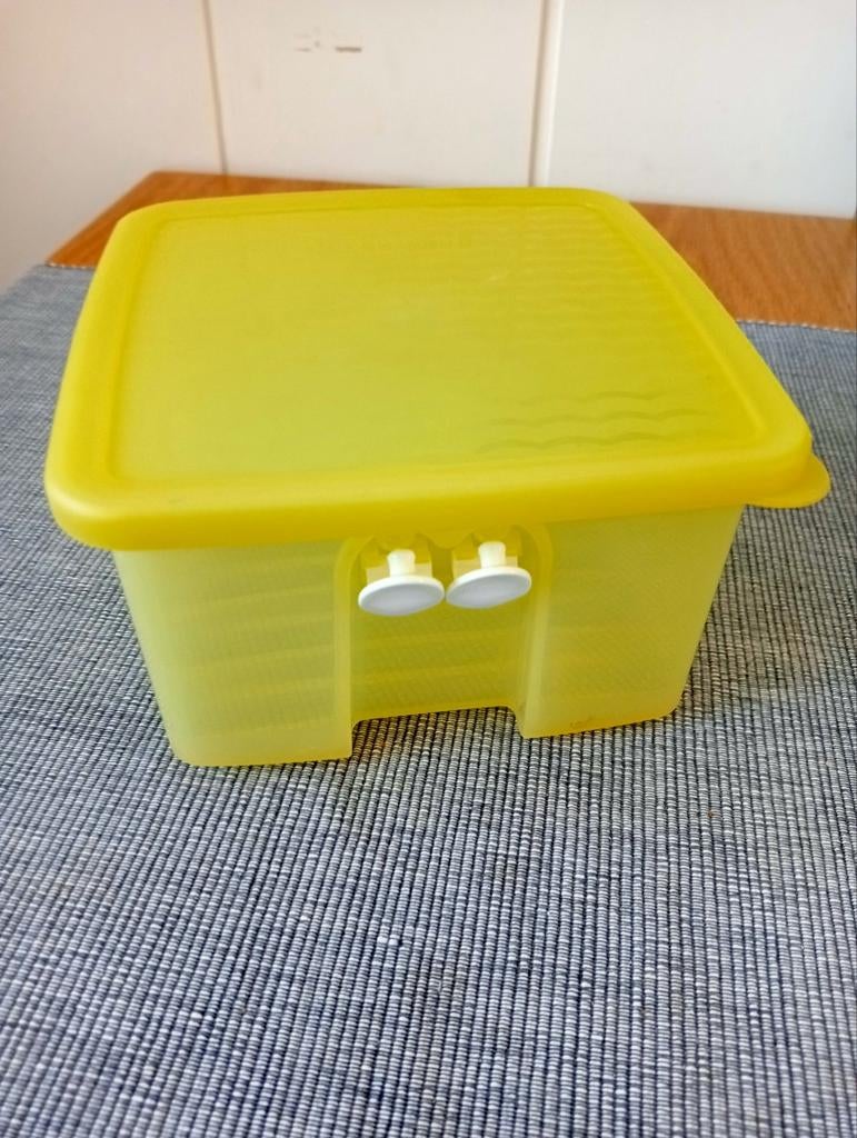 Tupperware Fridgesmart bewaardoos 1 ltr geel, Ophalen of Verzenden, Gebruikt, Geel, Overige typen