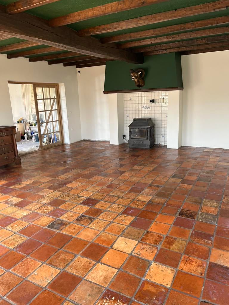 Antieke plavuizen estrikken schoonmaken, Gebruikt, Plavuizen, Plavuizen, Ophalen of Verzenden