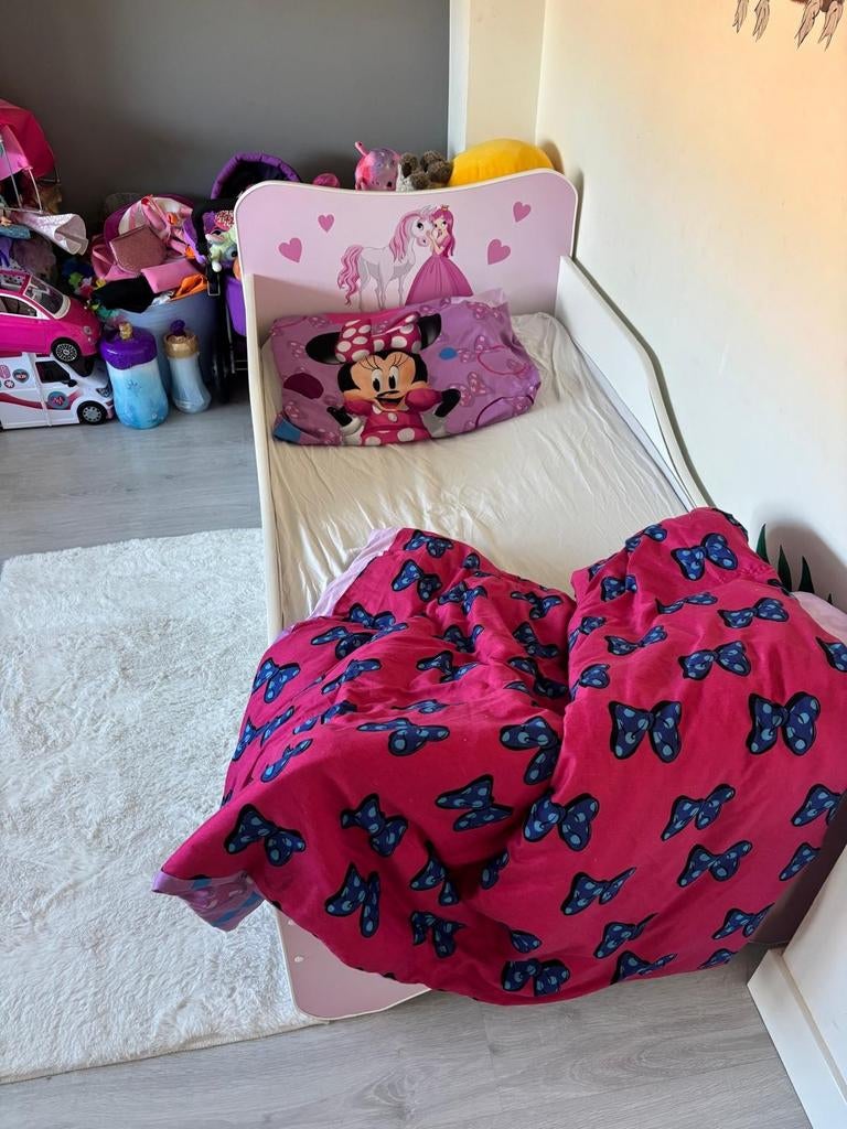 Meisjesbed met print van een prinses en paard te koop!, Ophalen, 85 tot 100 cm, Gebruikt, Lattenbodem