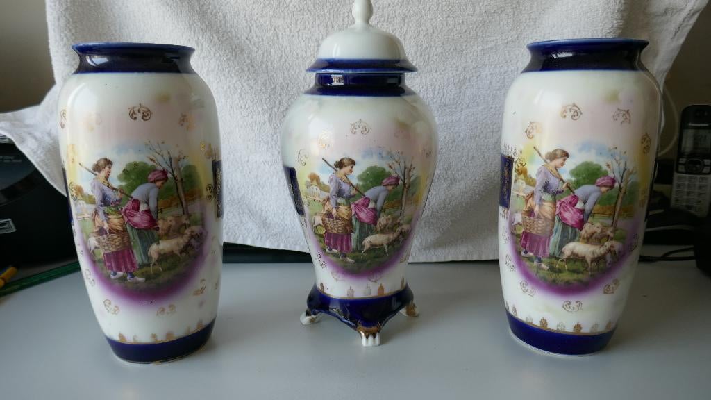 Te koop: Kaststel 3delig porselein, Ophalen