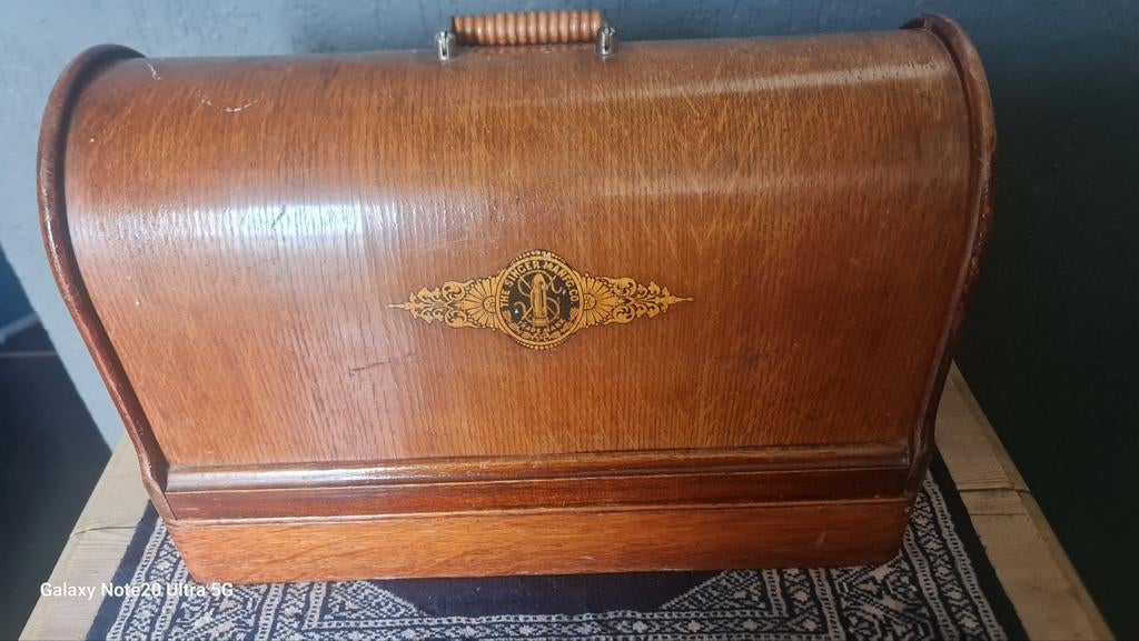 Oude Singer naaimachine met houten kap, Ophalen of Verzenden