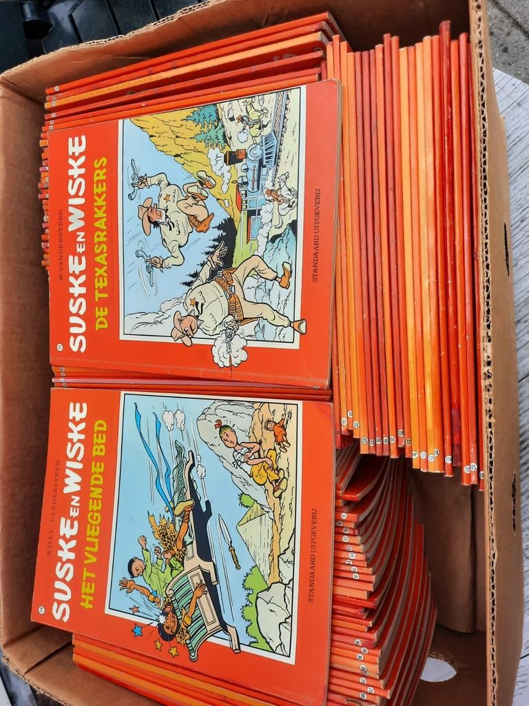 Ongeveer 50 suske en wiske ., Ophalen of Verzenden, Gebruikt