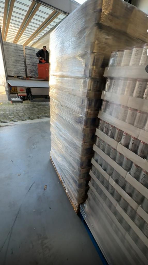 Grote partij frisdrank pallets – leverbaar zonder statiegeld, Ophalen