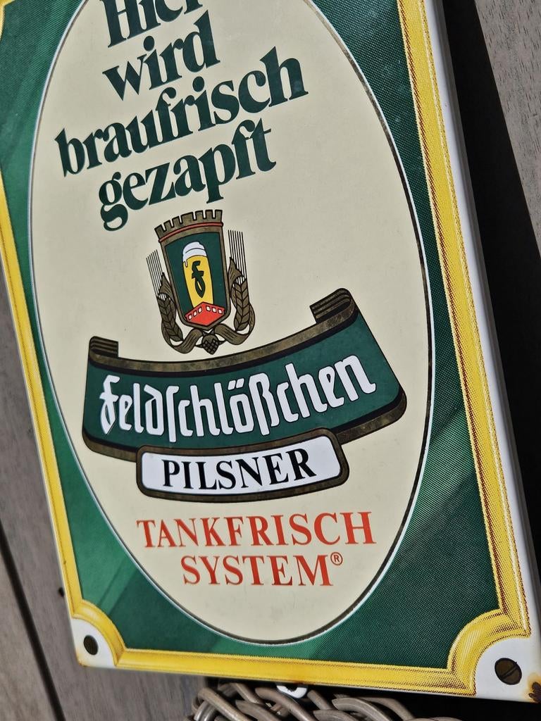 Emaille bord feldschlossen, Verzamelen, Biermerken, Ophalen of Verzenden, Reclamebord, Plaat of Schild, Overige merken