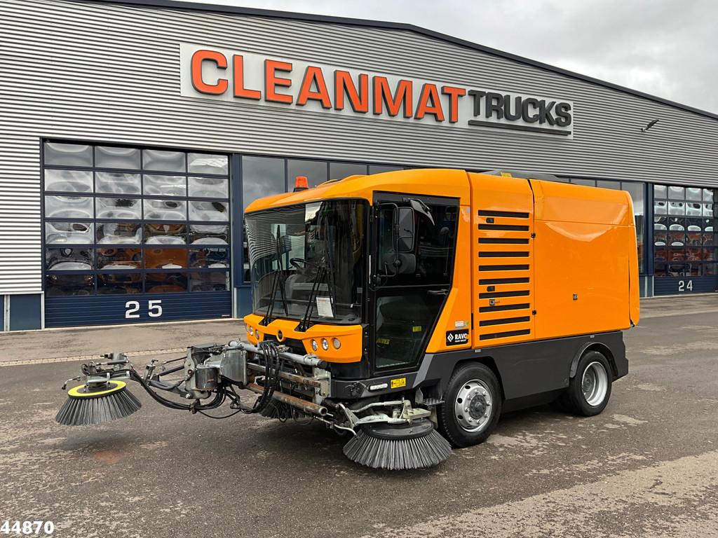 Ravo 540 with 3-rd brush (bj 2015), Euro 5, Achterwielaandrijving, 160 pk, Diesel