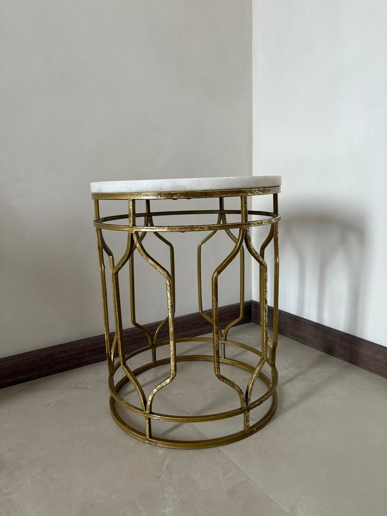 Zara Home bijzettafel messing goud met marmeren blad, Huis en Inrichting, Tafels | Bijzettafels, Zo goed als nieuw, Rond, Minder dan 45 cm