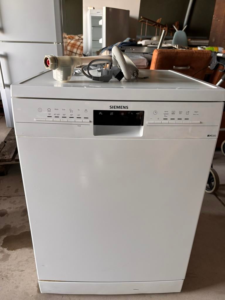 Nette Siemens IQ 300 vaatwasser vaatwasmachine, Witgoed en Apparatuur, Vaatwasmachines, Ophalen, Gebruikt, 85 tot 90 cm, 45 tot 60 cm