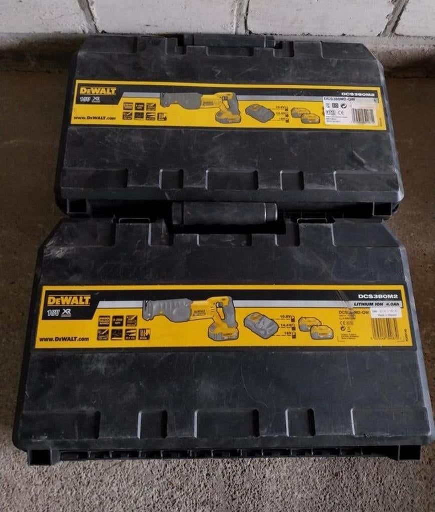 De Walt gereedschapkoffer 2 stuks. Leeg.
Zaag, opslagbox,, Ophalen of Verzenden, Gebruikt