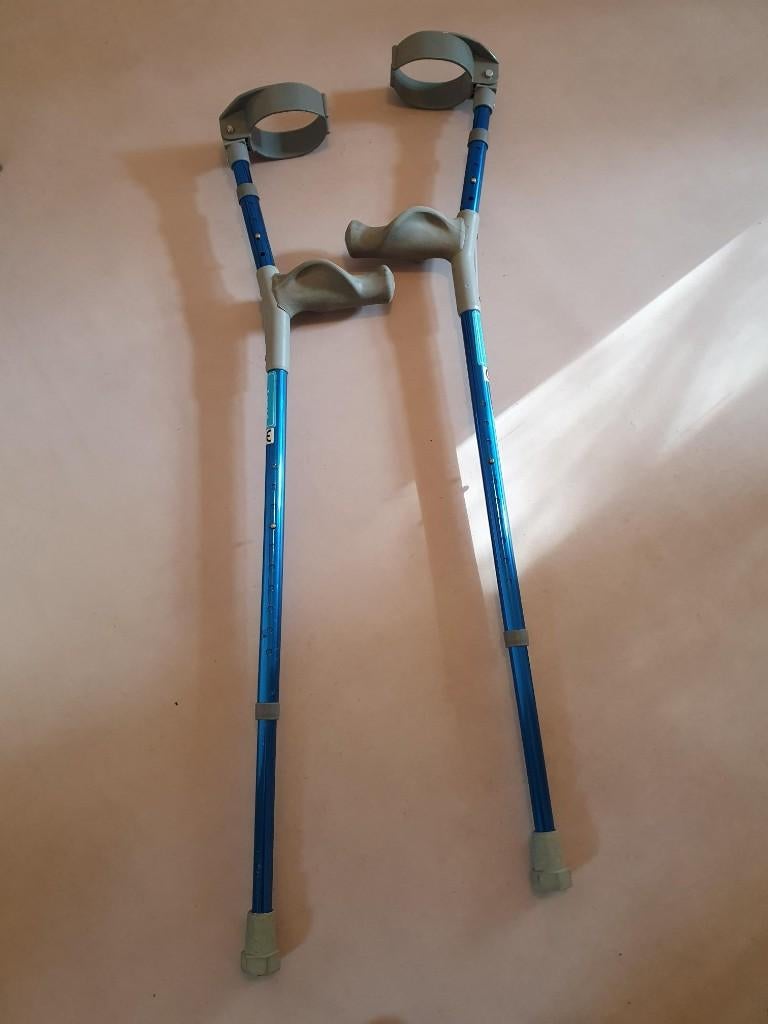 Loopkrukken, Diversen, Loopkrukken, Ophalen, Zo goed als nieuw