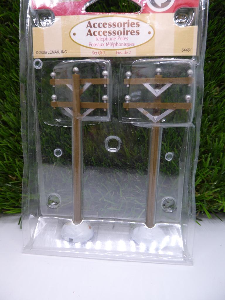 Lemax Item - Telephone poles  -  Ik ruim op, Diversen, Kerst, Nieuw, Ophalen of Verzenden