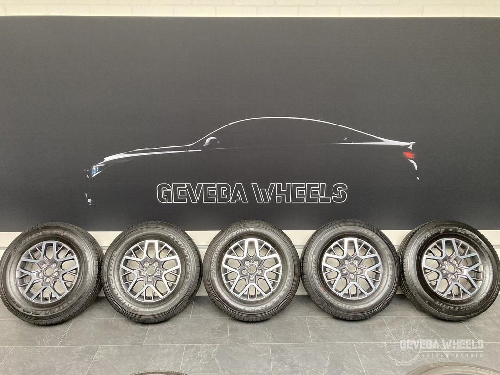 18” originele Jeep Wrangler Sahara velgen + banden 5x127 5x, 18 inch, Gebruikt, 255 mm, -