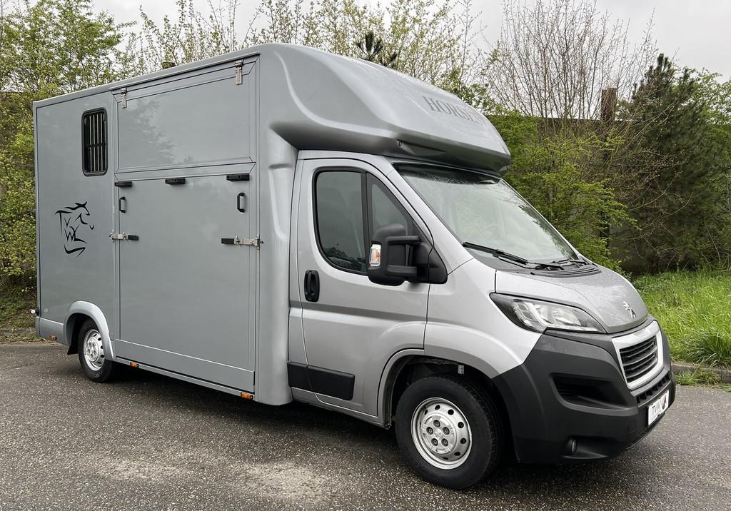 Peugeot Boxer Paardenwagen / Horsetruck / Veewagen, Dieren en Toebehoren, Paarden en Pony's | Trailers en Aanhangwagens, Gebruikt